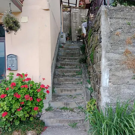 Casa Nonna Rina Ge Liguria * Gattorna